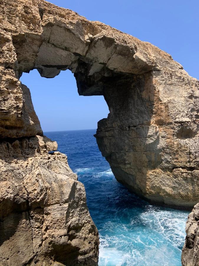 Sunrise Apt Near Beach Smarttv & Netflix Birżebbuġa Exterior foto