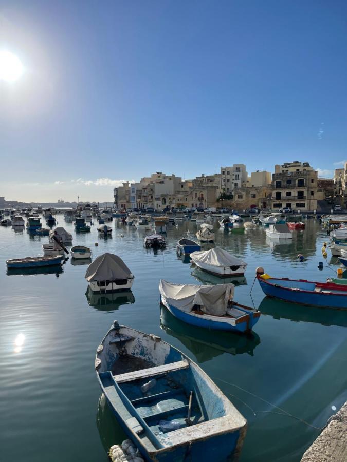 Sunrise Apt Near Beach Smarttv & Netflix Birżebbuġa Exterior foto